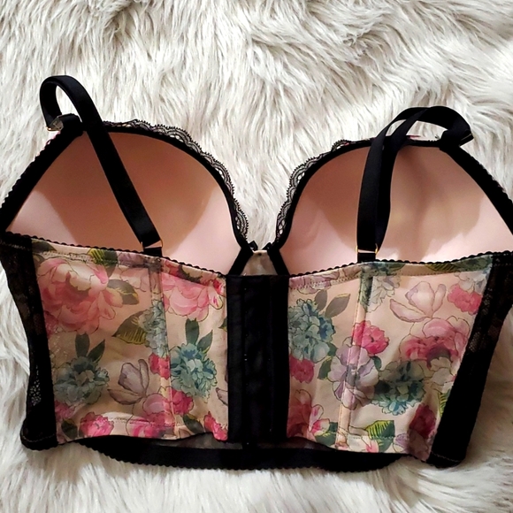 Victorias Secret very sexy rose embroidered push up bra - Picture 4 of 6